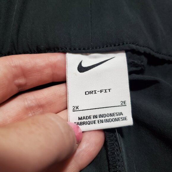 NIKE NWT Dri-FIT Victory Golf Shorts 4.5" Standard Fit Stretch Black Women's 2X - Picture 11 of 16